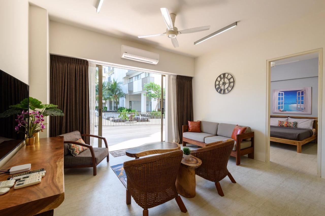 By The Sea Beach Front Apartment Batu Ferringhi Eksteriør billede