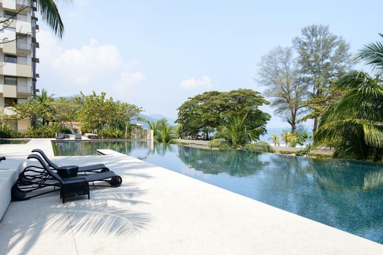 By The Sea Beach Front Apartment Batu Ferringhi Eksteriør billede