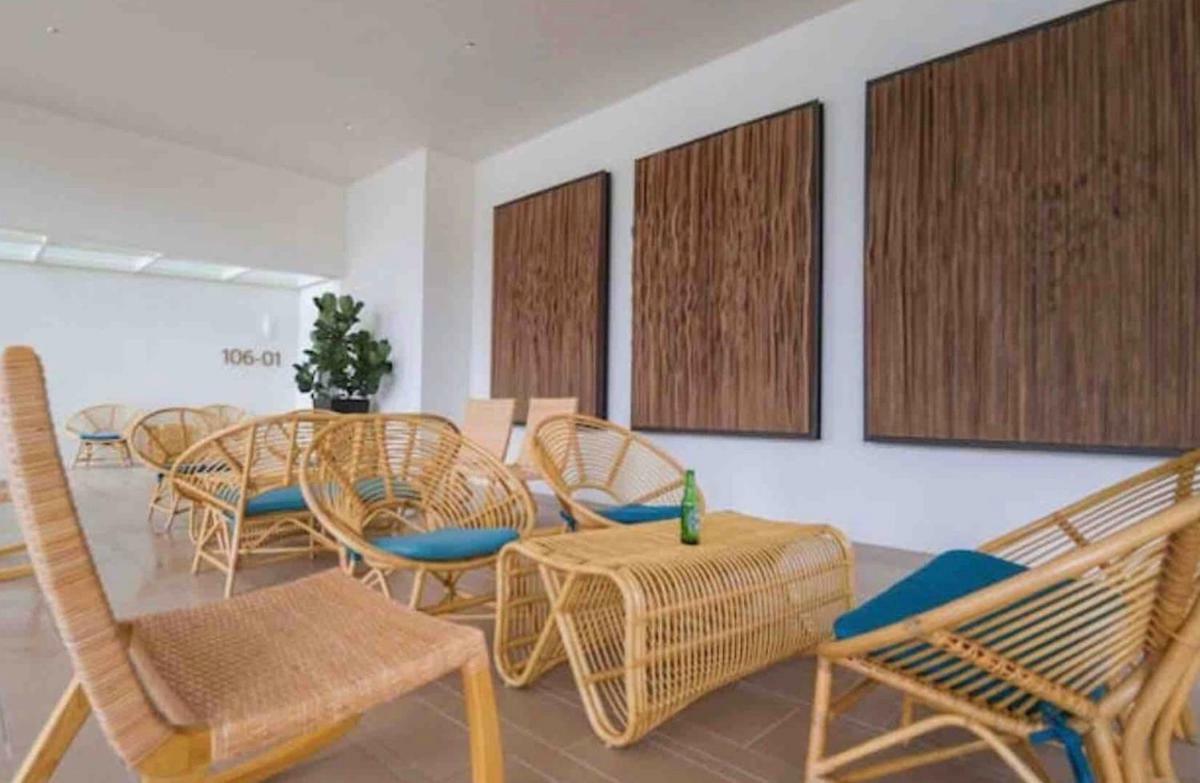 By The Sea Beach Front Apartment Batu Ferringhi Eksteriør billede